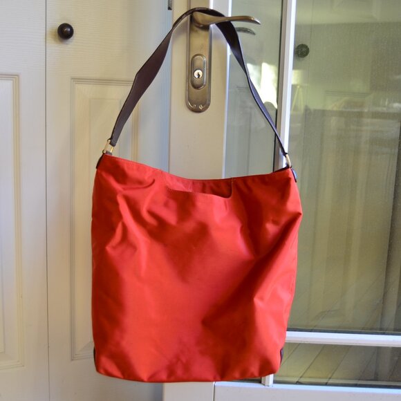 TUMI Large Travel Nylon Bag with Attached Pouch - Picture 1 of 15